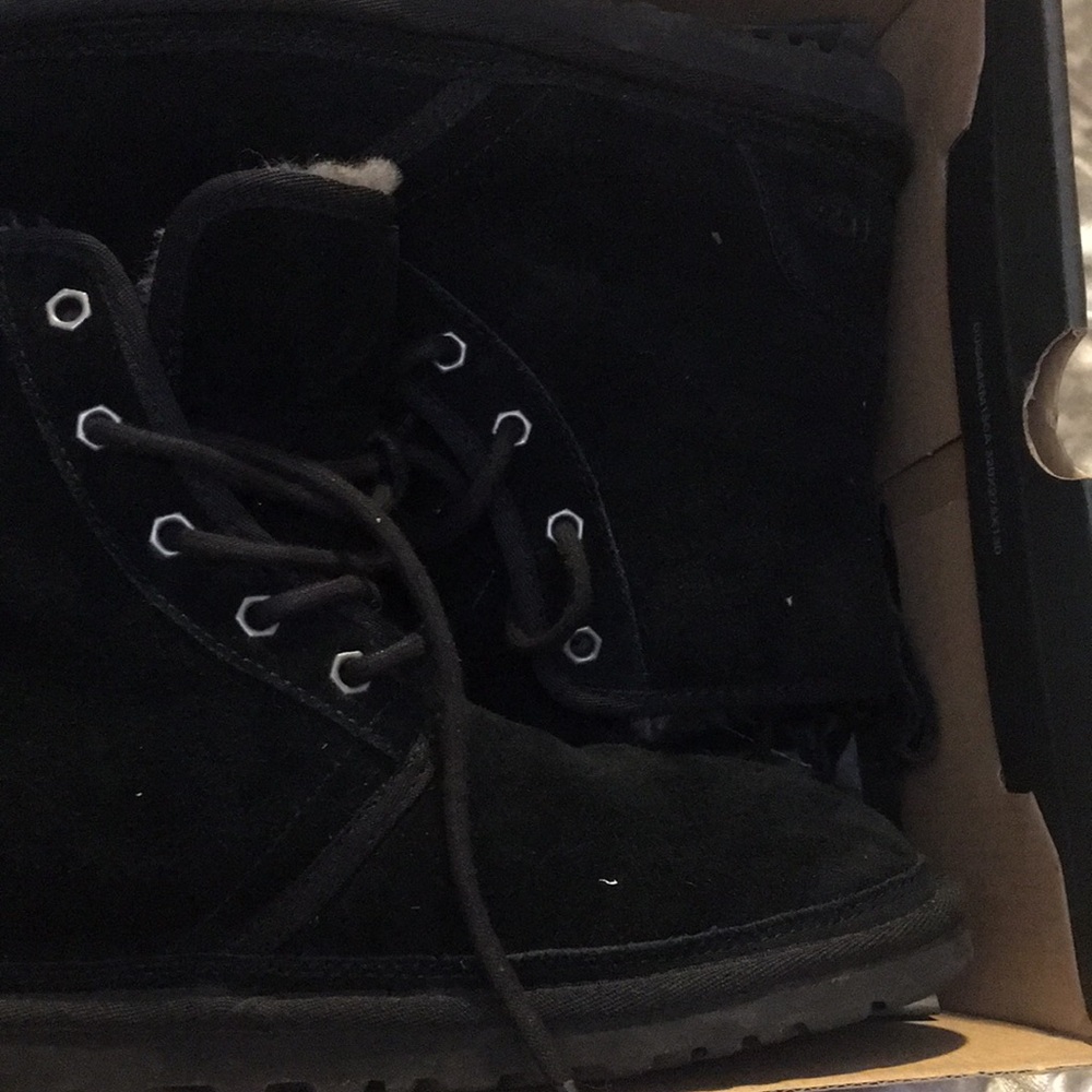 Men uggs